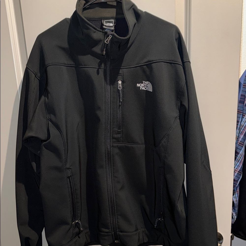 The North Face Men's Black Performance Jacket